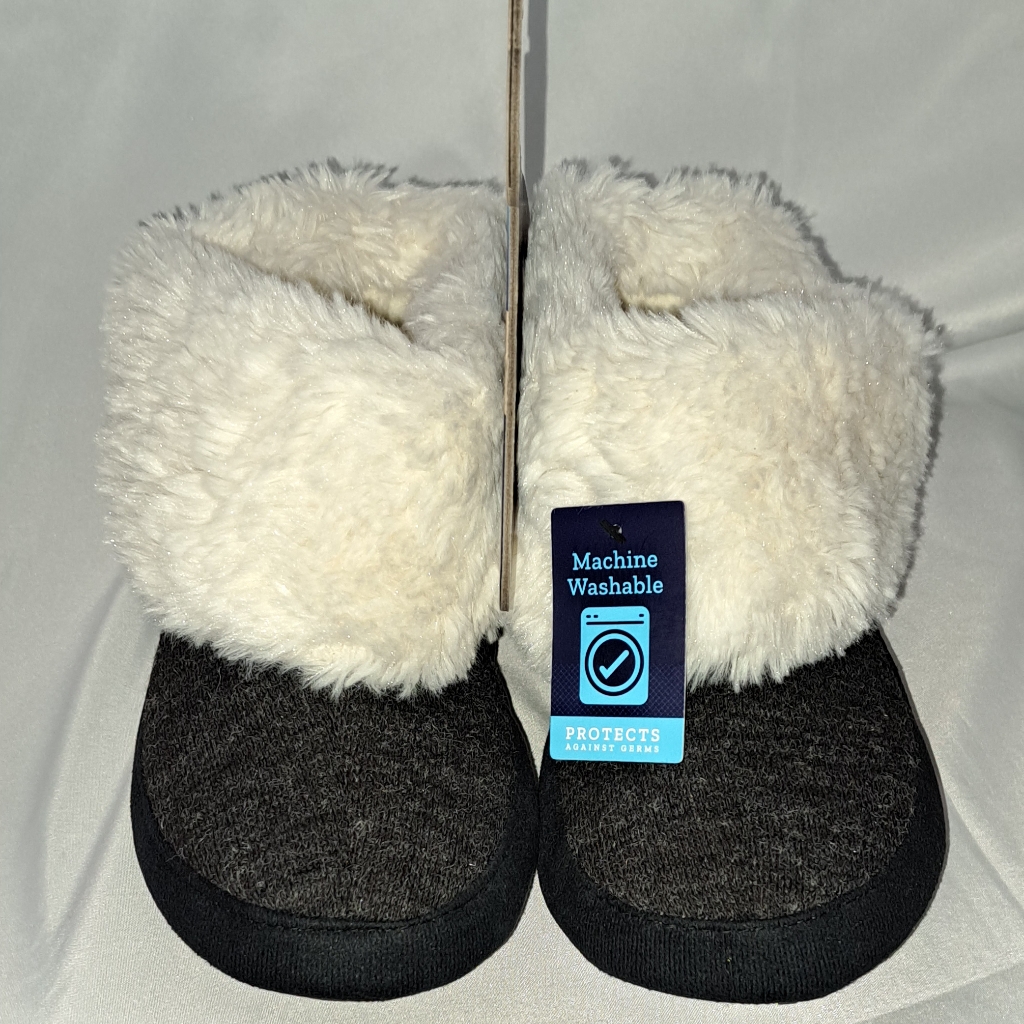 Isotoner Memory Foam Equal Comfort Slippers